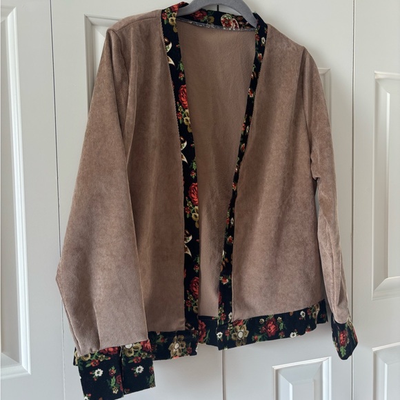 Floral Trim Tan Cardigan - Picture 3 of 9